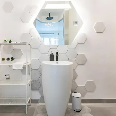Lux Nest Extra Urban Apartment