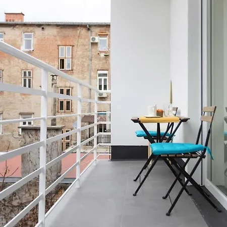 Lux Nest Extra Urban Apartment