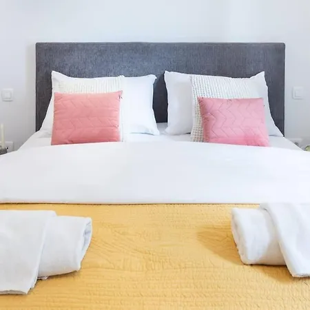 Lux Nest Extra Urban Apartment